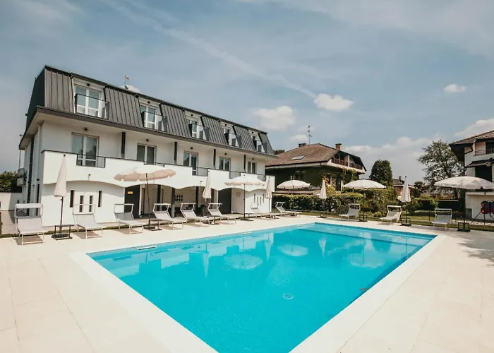 Appartement Bella Vista Con Piscina - Lakeside Leisure & Business