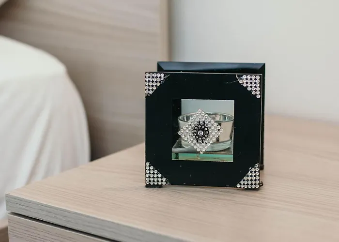 Bella Vista Con Piscina - Lakeside Leisure & Business Appartement