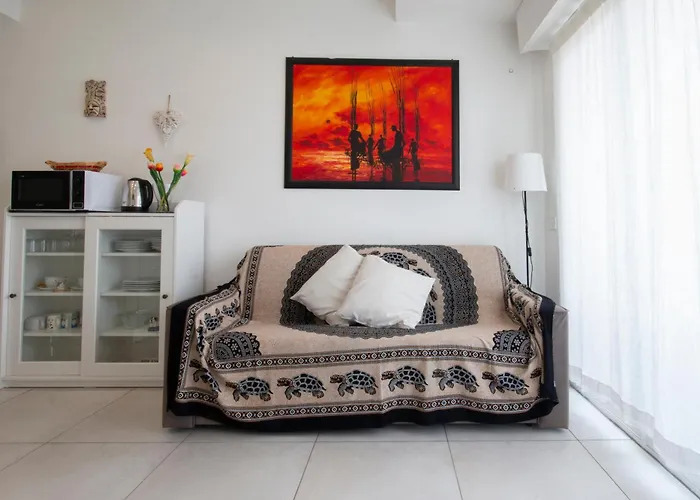 Bella Vista Con Piscina - Lakeside Leisure & Business Dormelletto