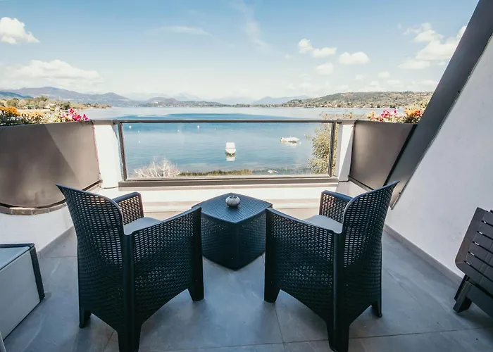 Appartement Bella Vista Con Piscina - Lakeside Leisure & Business